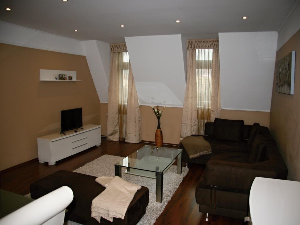 Apartman Dr. Engla การ์โลวีวารี ห้อง รูปภาพ